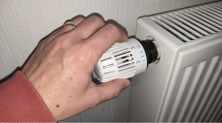 Heimeier Thermostatkopf K Sanitop im Test: Flüssigkeitsgefülltes Thermostat für Heizkörper mit Danfoss Anschluss RAVL